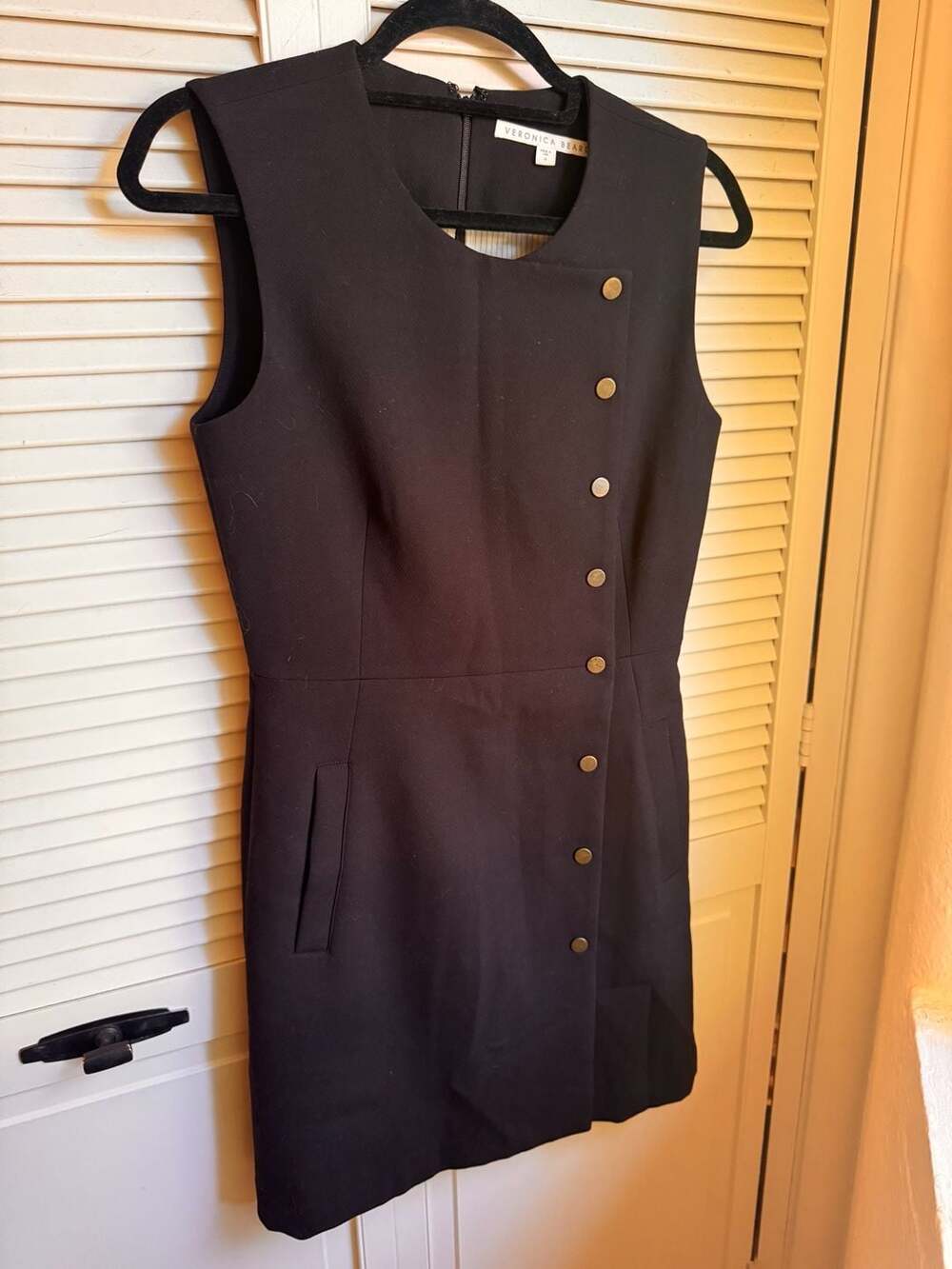 Veronica Beard Sleeveless Asymmetric Gold Button Black Dress Size 4